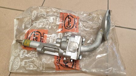 oil pump Fiat 1800 - 2300