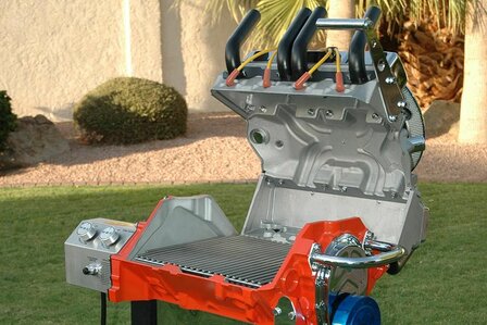 Hot Rod V8 Grill Barbecue